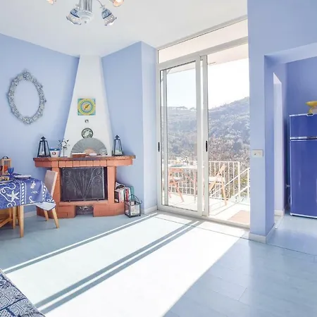 Two-bedroom In Termini -na- * Marciano