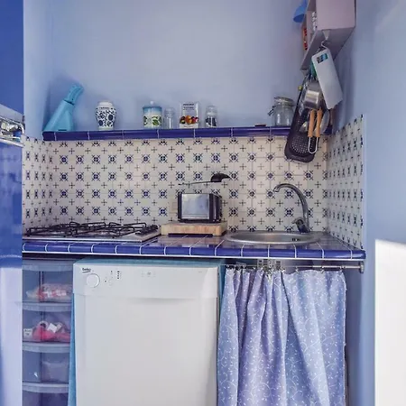 Two-bedroom In Termini -na- Апартаменты Marciano
